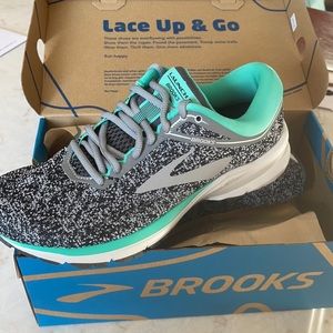 Brooks Launch 5 size 8.5. Brand new NEVER WORN.